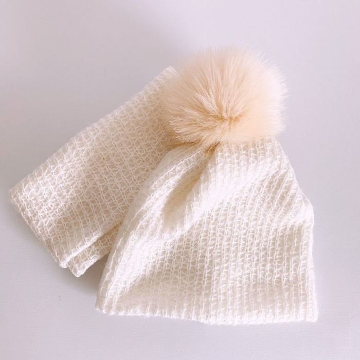 Set caciula si fular 